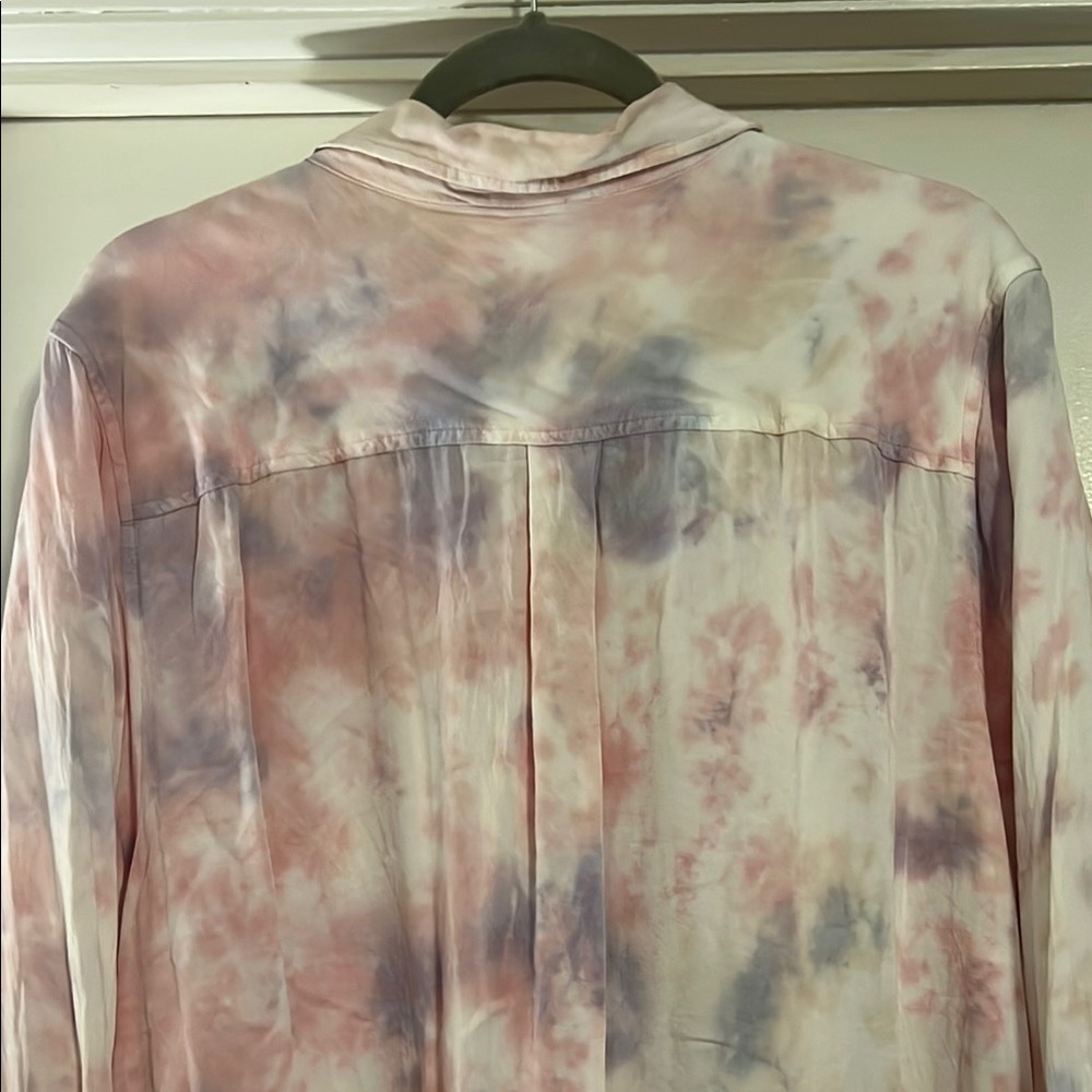 Women's Tie-Dye Button-Up Shirt - Picture 4 of 4